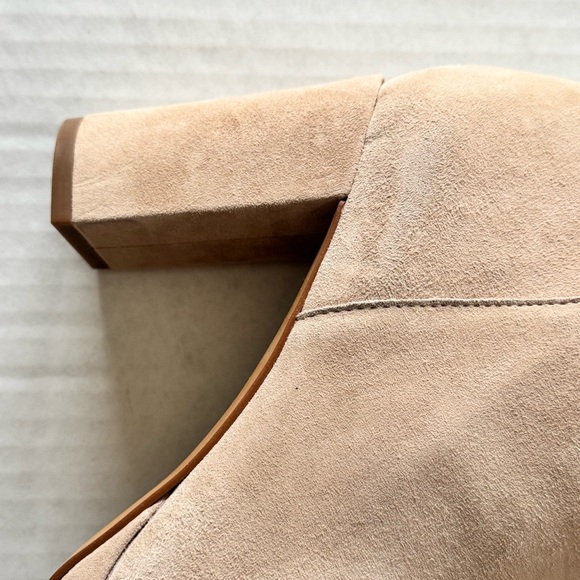 Vince Camuto VP Isanna Boots - Picture 9 of 15